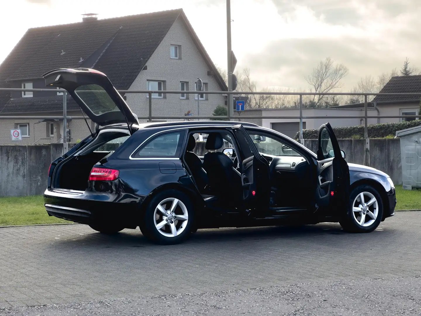 Audi A4 2019 - Manual Hybrid