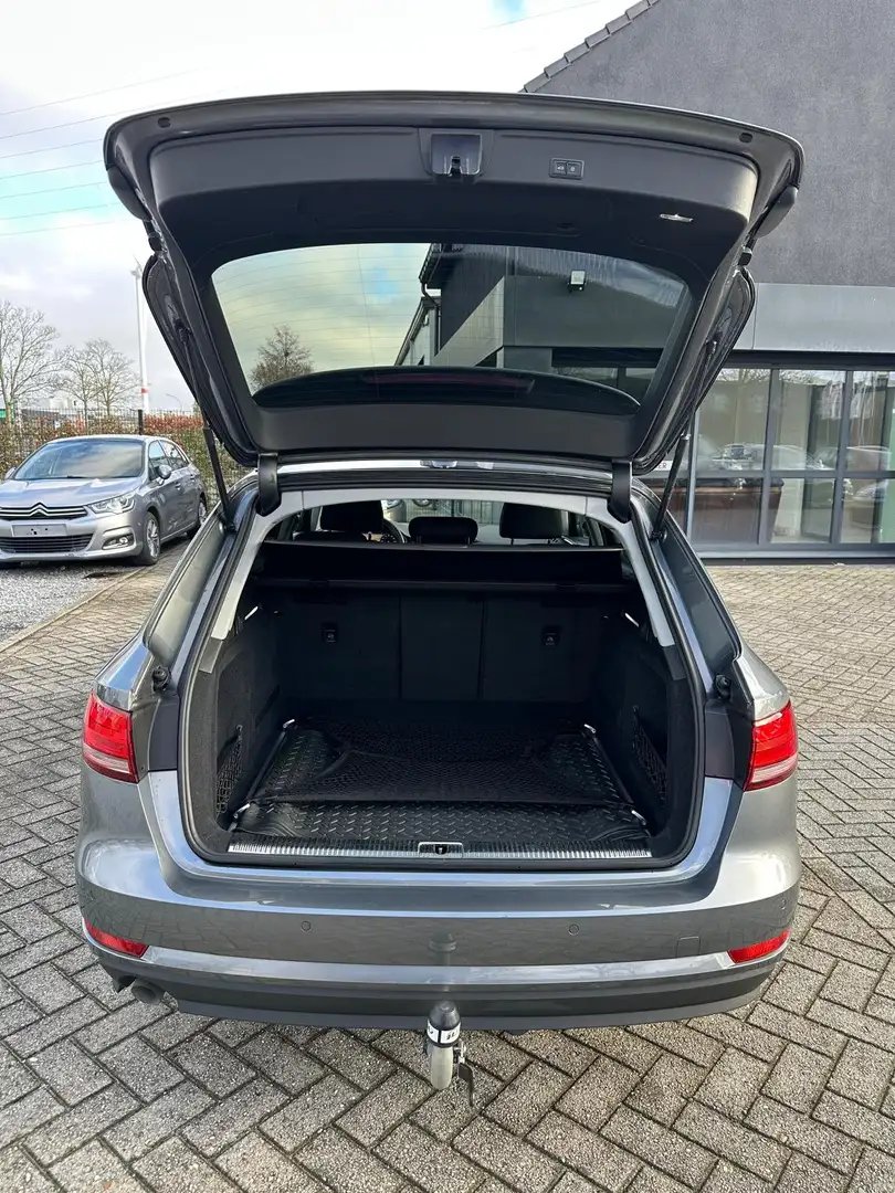 Audi A4 2020 - Automatic Hybrid