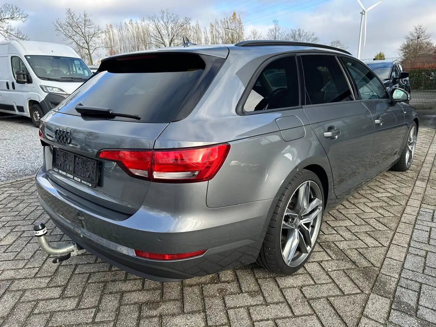 Audi A4 2020 - Manual Hybrid