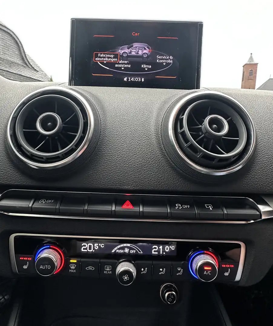 Audi A3 2017 - Manual Electric