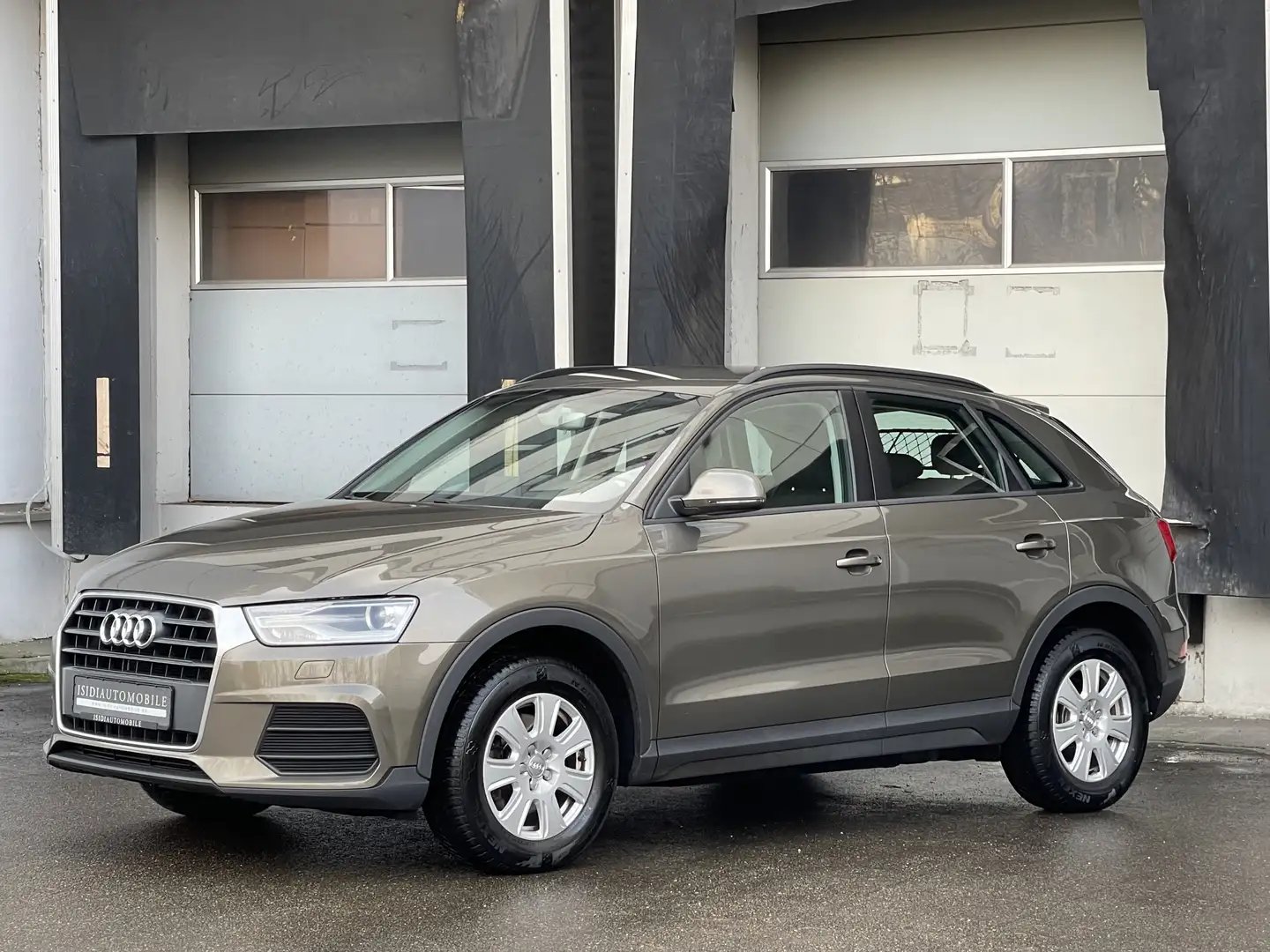 Audi Q3 2022 - Automatic Electric