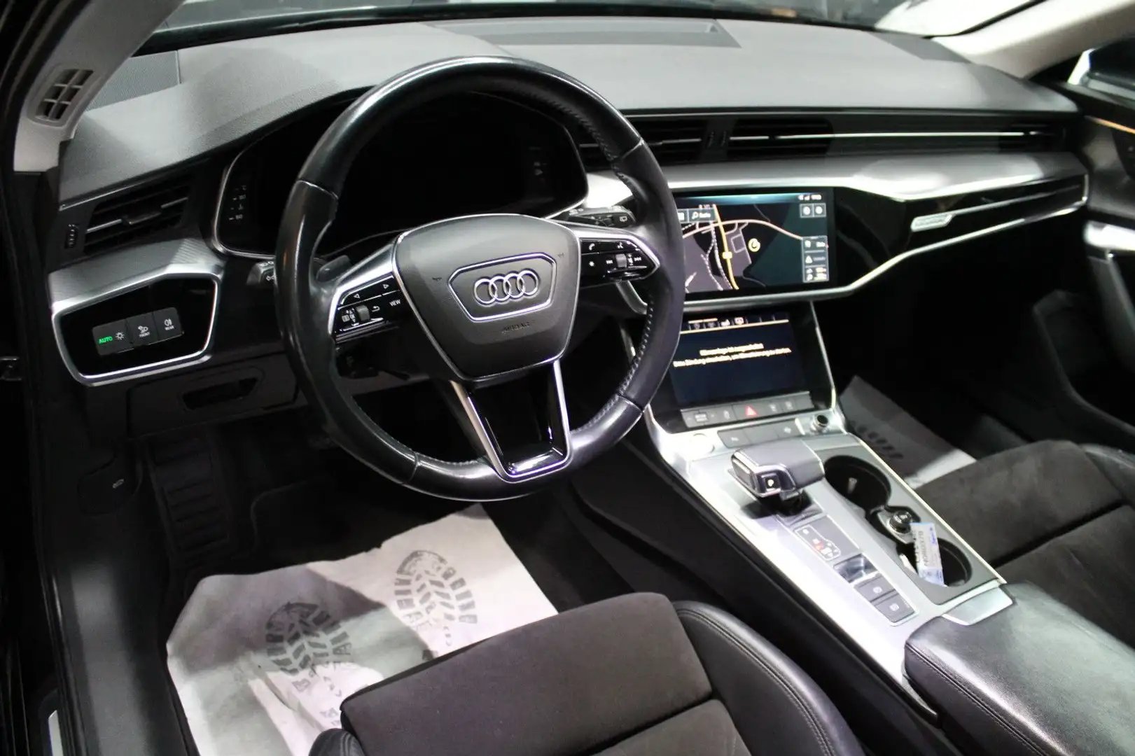 Audi A6 2021 - Manual Hybrid