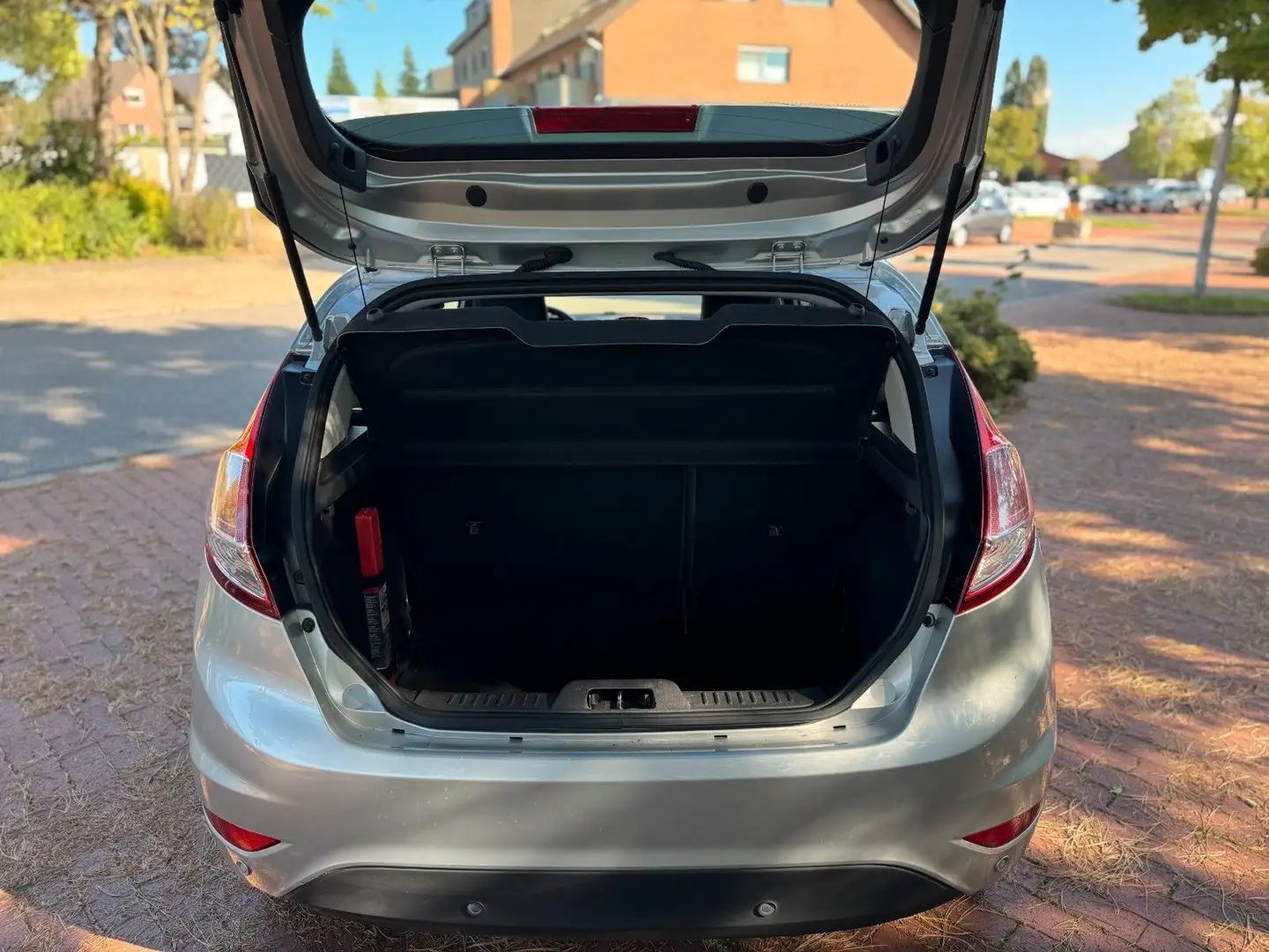 Ford Fiesta 2017 - Manual Hybrid